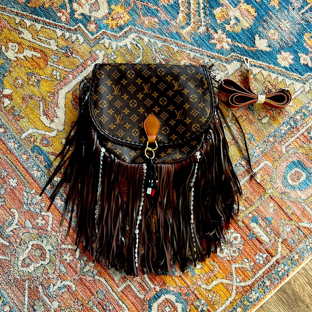 Louis Vuitton look alike boho bag with removable strap, never used